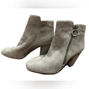 1State Womens Size 7 Gray Super Soft Suede Ankle Bootie with Zip Up Side NWOT